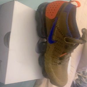 NIKE AIR VAPORMAX FLYKNIT 2